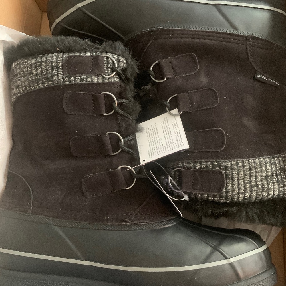 Revelstoke Selkirk Black Herringbone